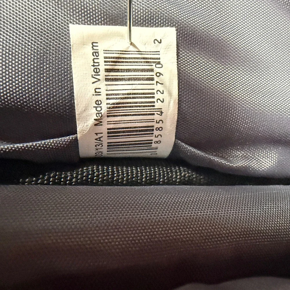 Case‎ Logic BEBP-215 Black Laptop Backpack 15.6 Tablet Travel School Organizer
